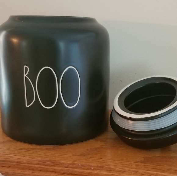 Rae Dunn HTF "Boo" Large Chubby Black Halloween Ceramic Canister - Picture 3 of 5